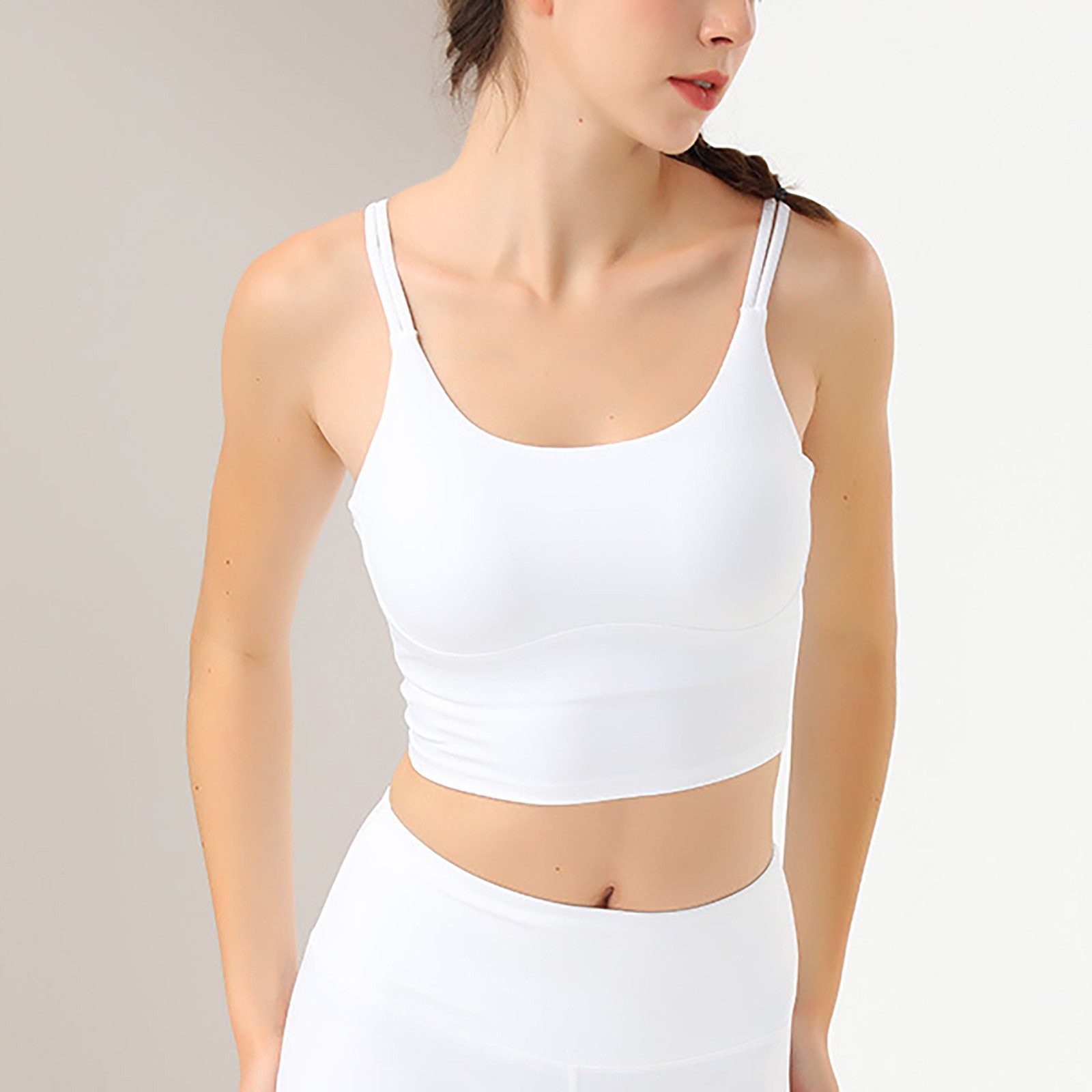 thumbnail image 5 of Sujetador deportivo sin aros con relleno para mujer: nailon/spandex de secado rápido, chaleco de yoga y running a prueba de golpes, sujetador incorporado, tallas S-XL, soporte para 45-70 kg, 5 of 8